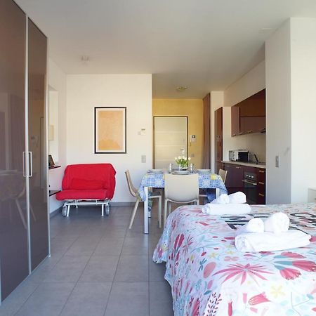 Appartamento Centrale Con Wifi E Posteggio Privato Gratis! Лугано Экстерьер фото