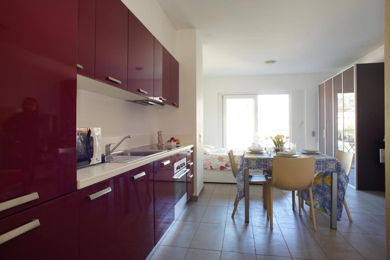 Appartamento Centrale Con Wifi E Posteggio Privato Gratis! Лугано Экстерьер фото